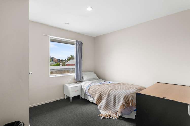 2/340 Lincoln Road Addington_6