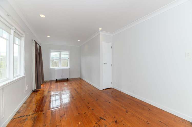 70 Hobsonville Road_4