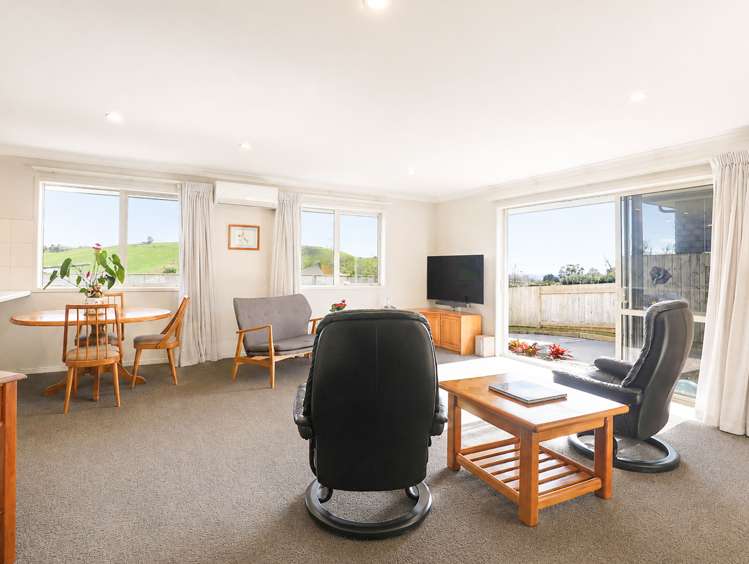 157 Ballintoy Park Drive Welcome Bay_22