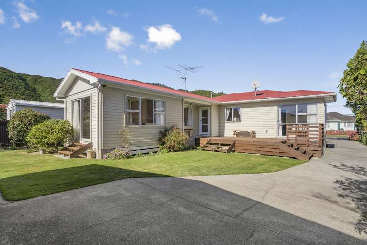 44 Russell Road Wainuiomata_0