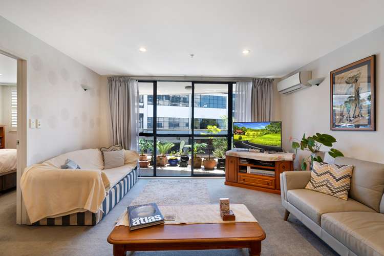 2i/175 Hurstmere Road Takapuna_11