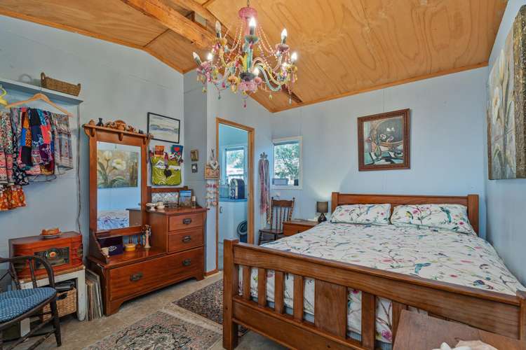 360 Main Road Tairua_19