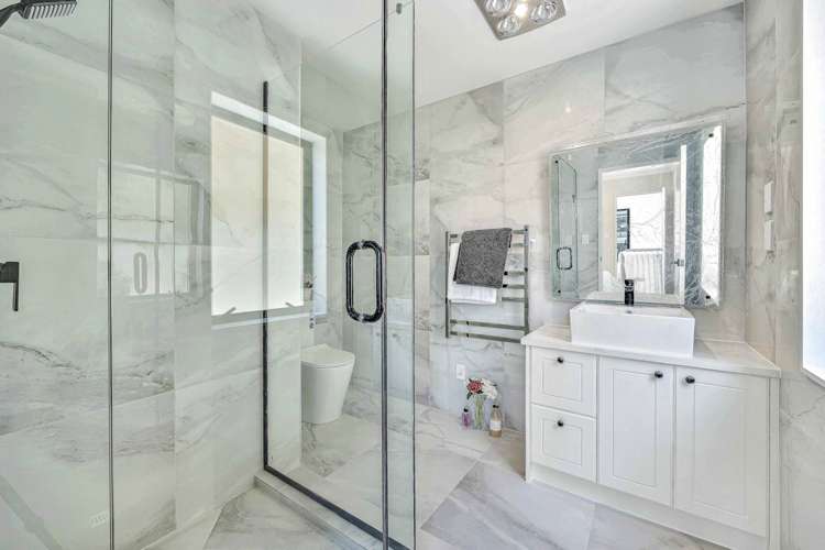 42 Drumnaconagher Road Flat Bush_35