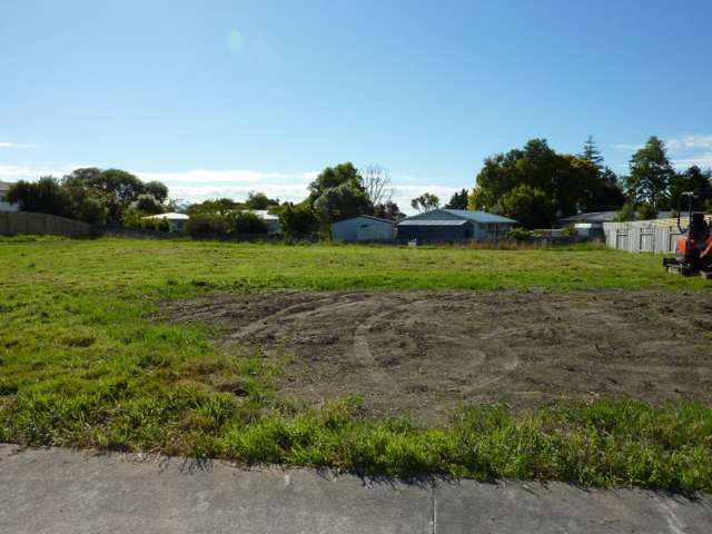 27 Poplar Grove Feilding_1