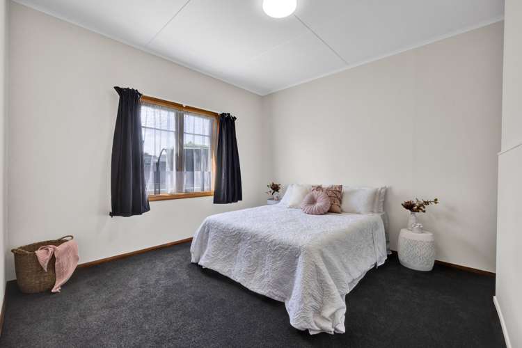 4 George Street Hawera_14