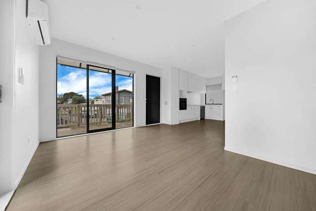 1/15 Rush Place Mangere_3
