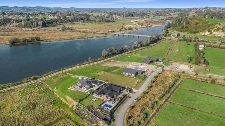 18 Te Ara O Tahataharoa Te Puna_7