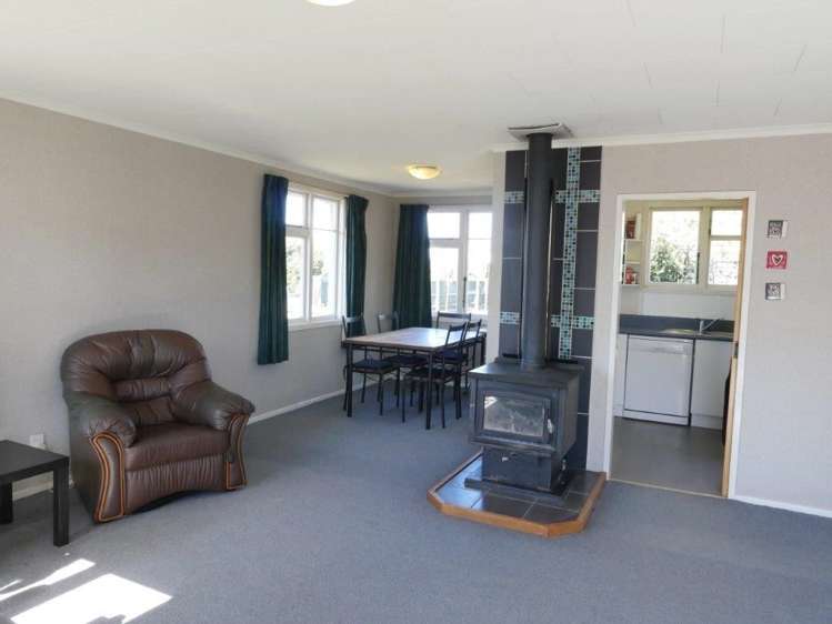 5 Clayton Road Amberley_16