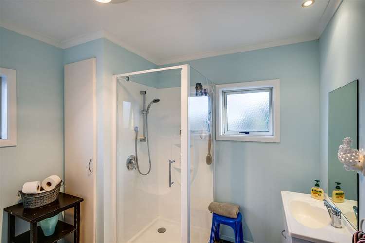 14 Veronica Avenue Marewa_10