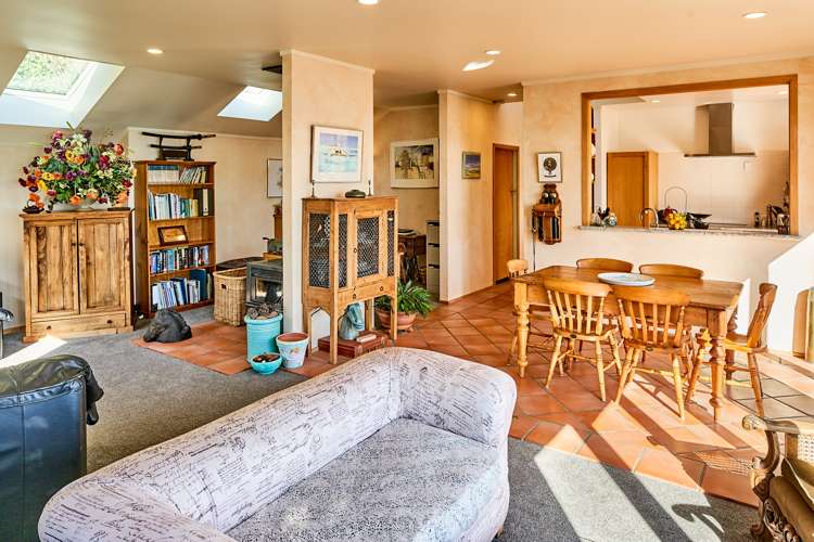 4 Matai Terrace Eastbourne_6