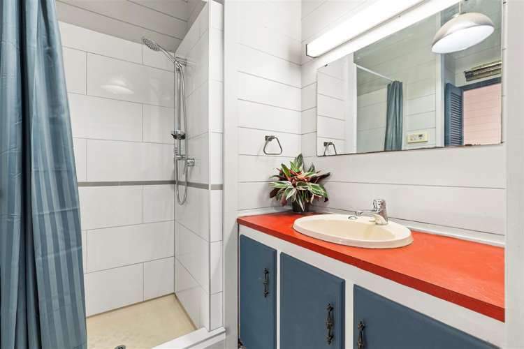 7 Spruce Place Totara Heights_7