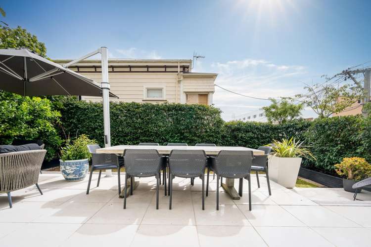 18 Austin Street Mount Victoria_25