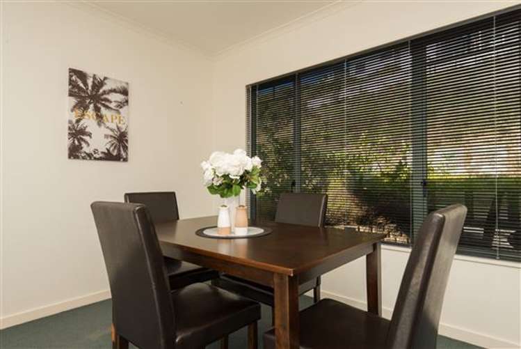 9 Becker Way Karori_5