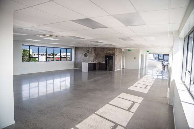 Top Level/81 New North Road Eden Terrace_4