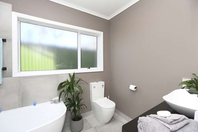 46 Blake Street Waitara_10