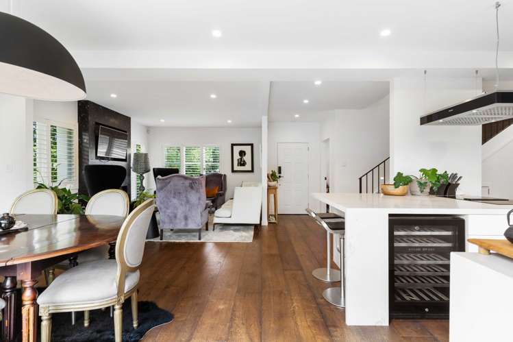 69A Argyle Street 1685_1