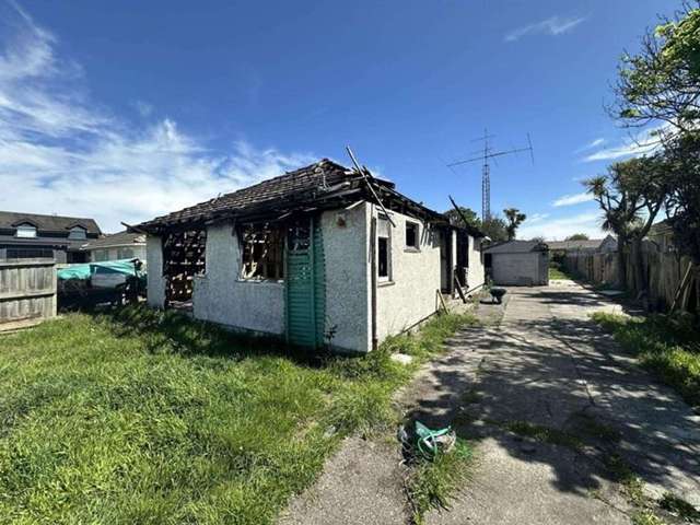 Trader cops a loss after fire guts reno project