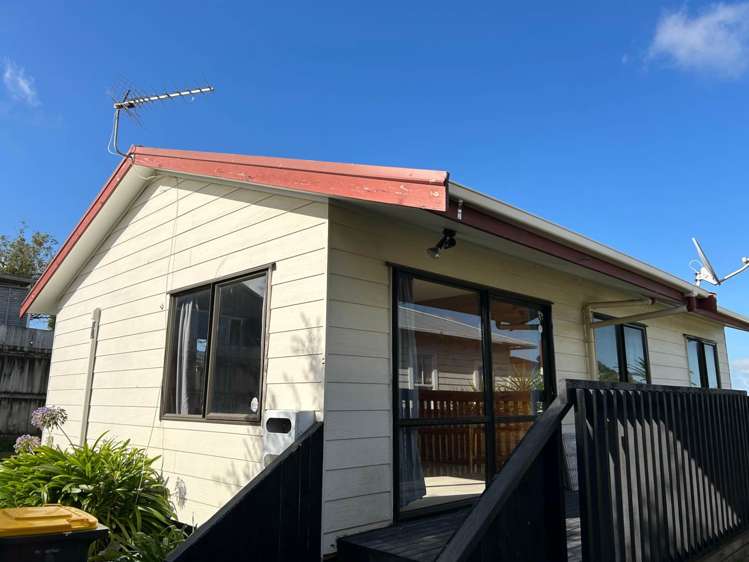 2/116 Porchester Road Papakura_7