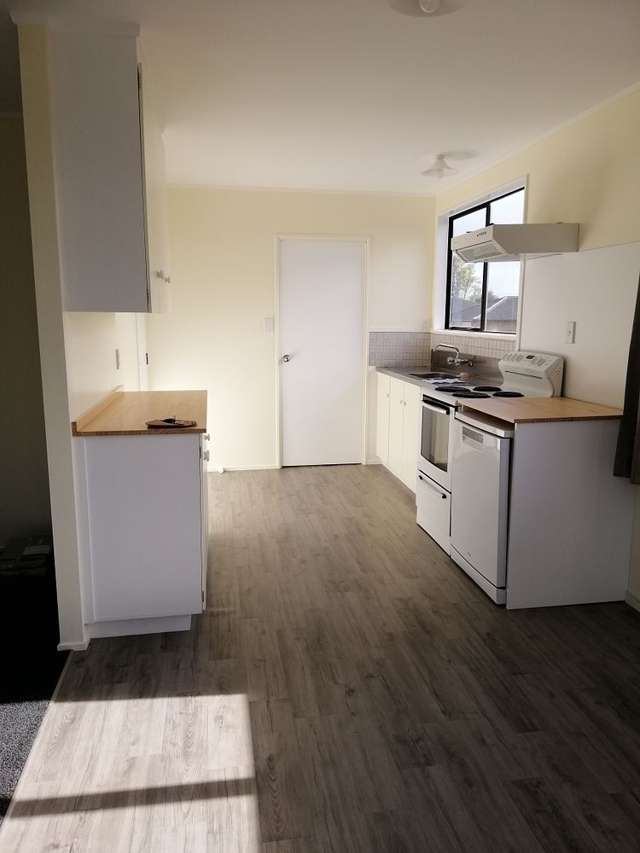 10A Saxbys Road Glenview_3