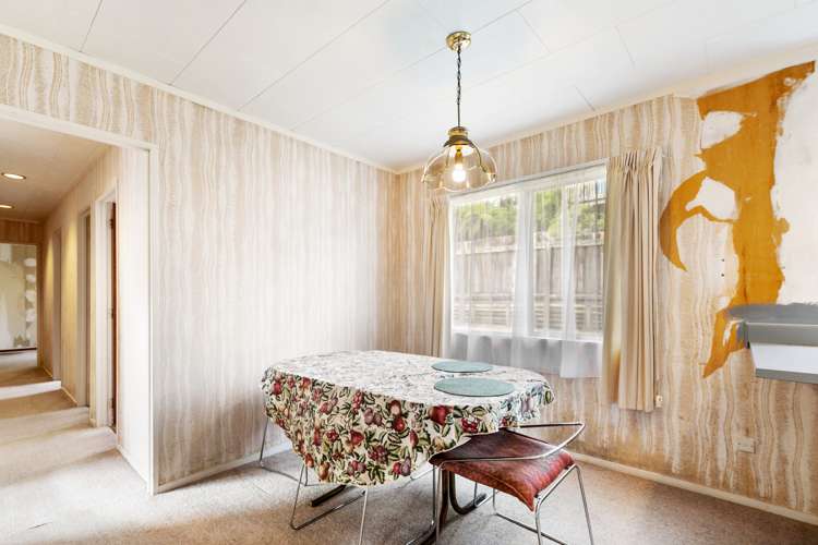 699 Huia Road Parau_12