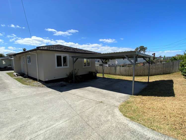 5A Barbary Avenue Kelston_7