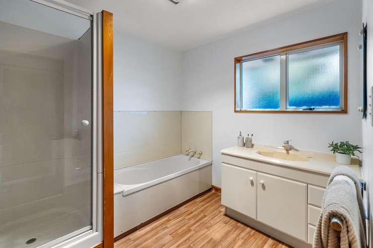 2/45B Trafford Street Harewood_14