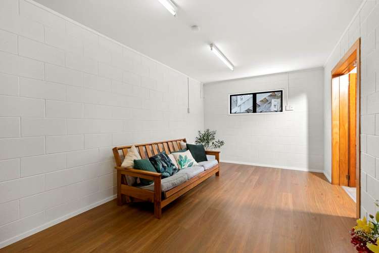 9 Hatfield Heights Hatfields Beach_14