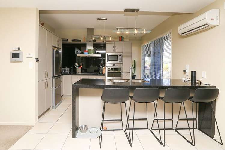 656a River Road Chartwell_6