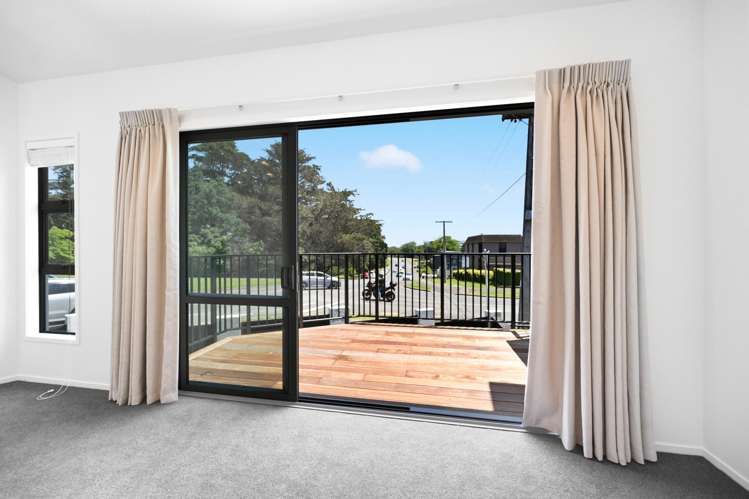 1/6 Ruakiwi Road Hamilton Lake_6