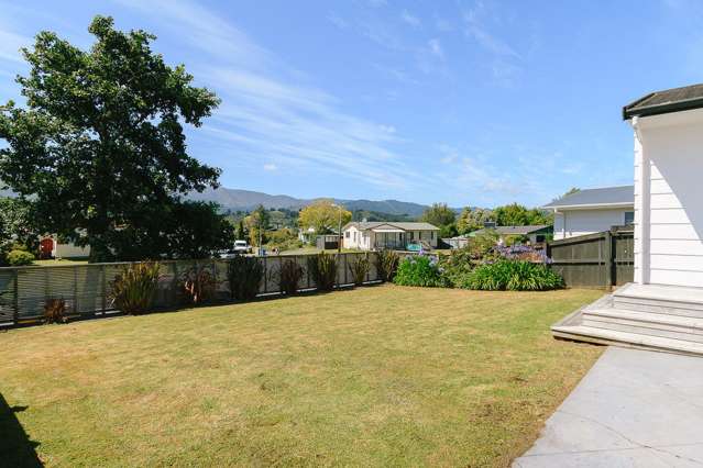 47 Larchmont Grove Totara Park_1