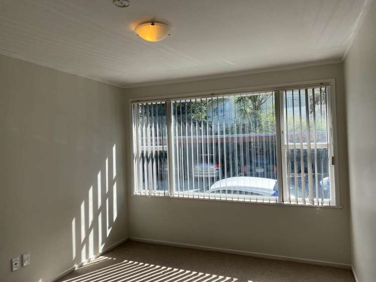 3/134 Edmonton Road Te Atatu South_5