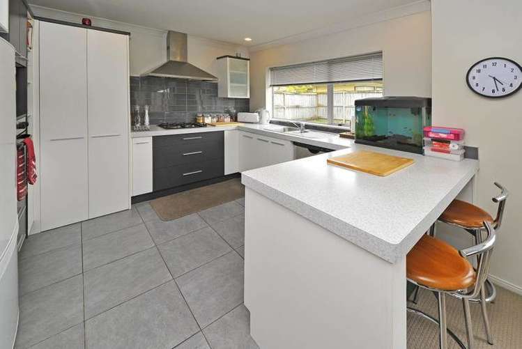 14 Fergy Crescent Wattle Downs_11