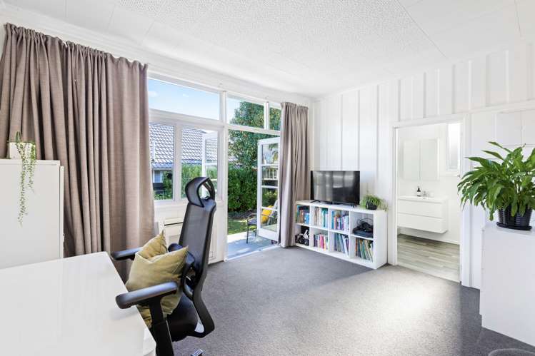 2/132 Edmonton Road Te Atatu South_14