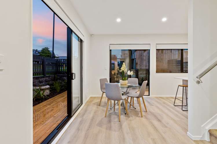 79a Granville Drive Massey_4