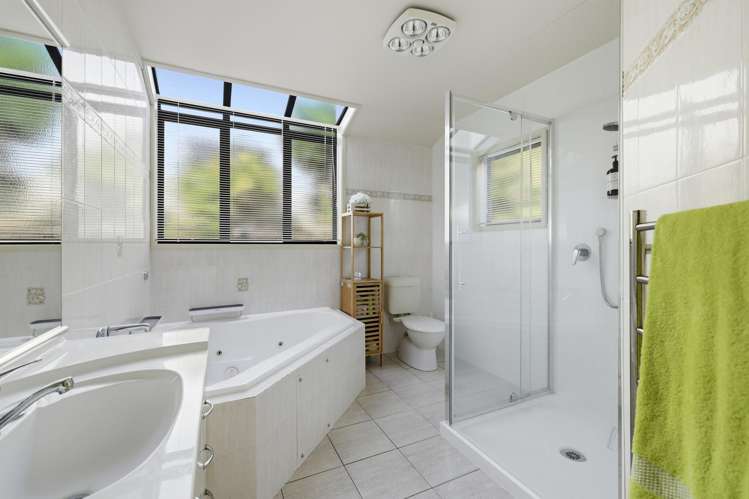 8 Lorrigan Way Welcome Bay_19