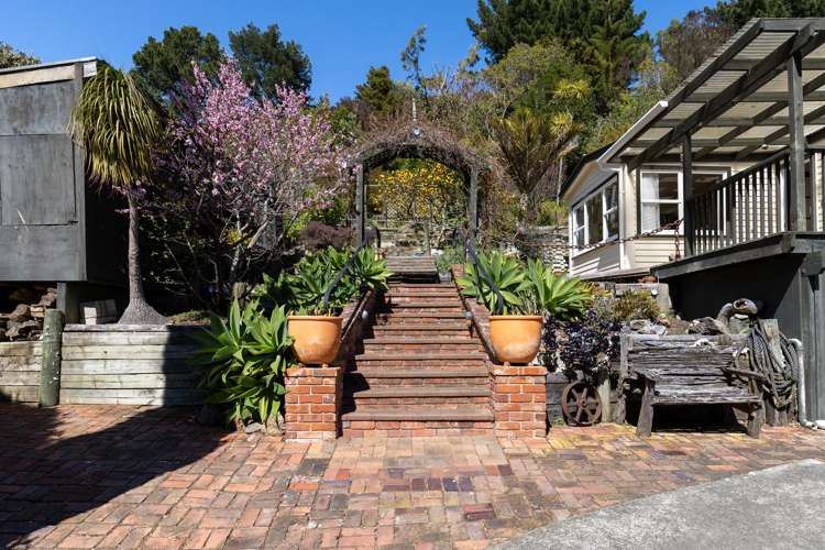 26 Airlie Street Glenduan_4