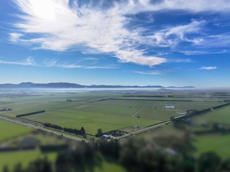 77 Bleak House Road Darfield_1