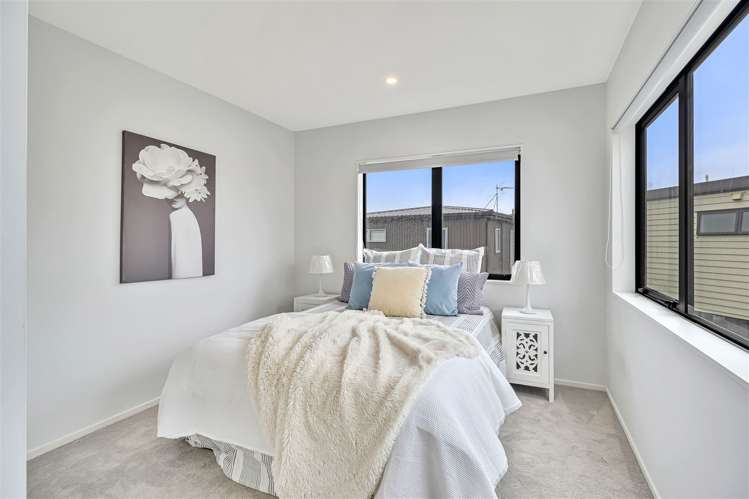 62 Craigs Way Hobsonville_12