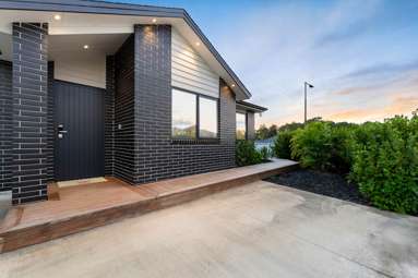 22 Kauri Gum Rise_2