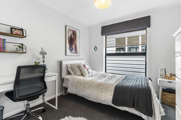 2/65 Arran Road Browns Bay_13