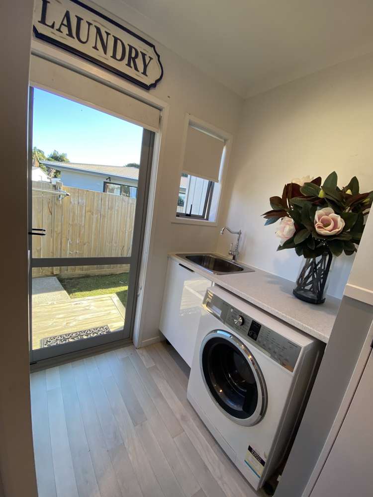 24b Queen Road Bellevue_12