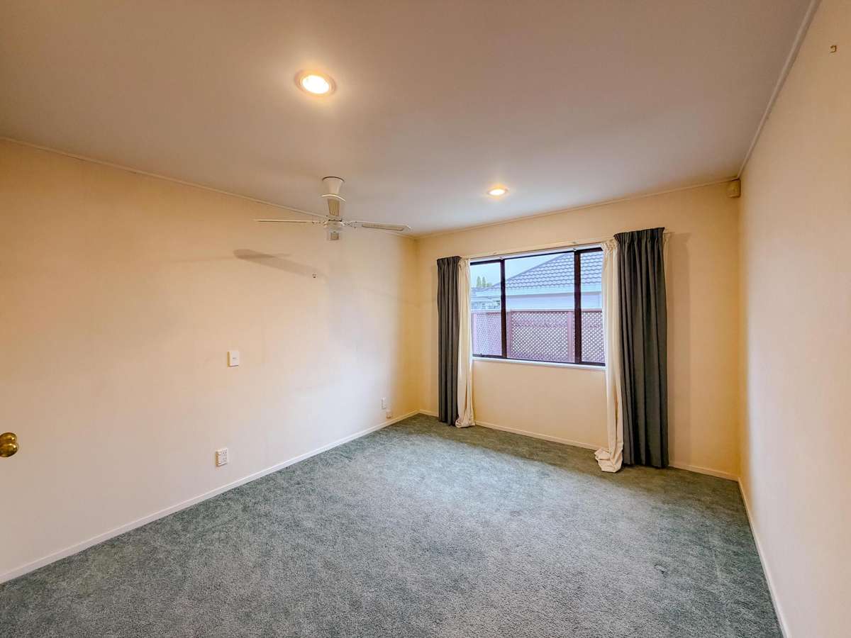 1/202 Southampton Street West_2