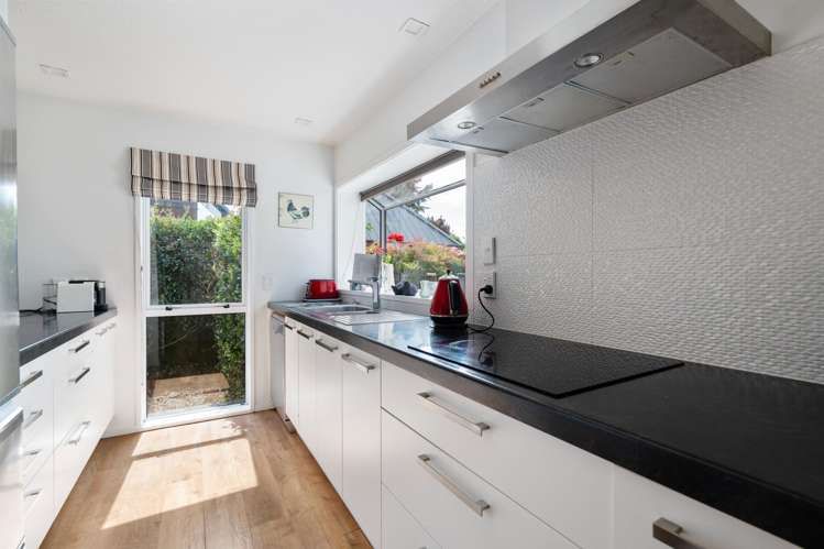 3/143 Memorial Avenue Ilam_6