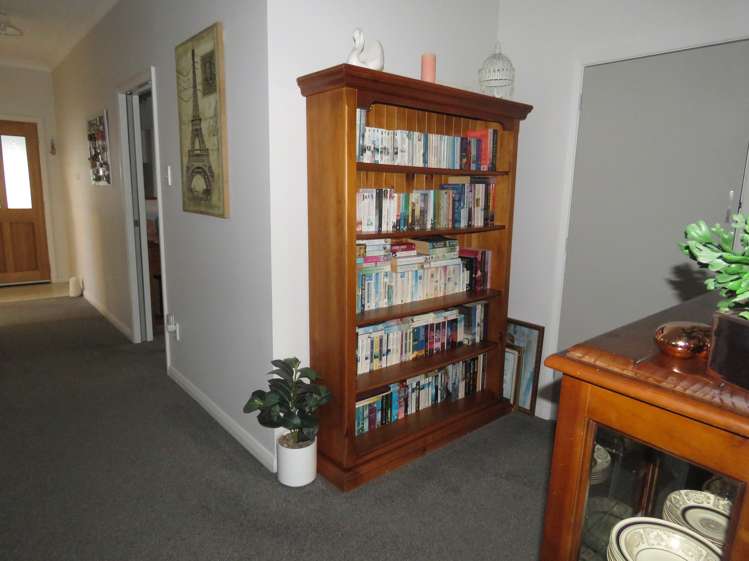 15 Sinnamon Street Reefton_13