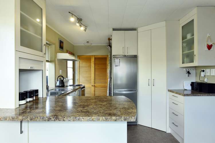 5 Jellicoe Avenue Stoke_9