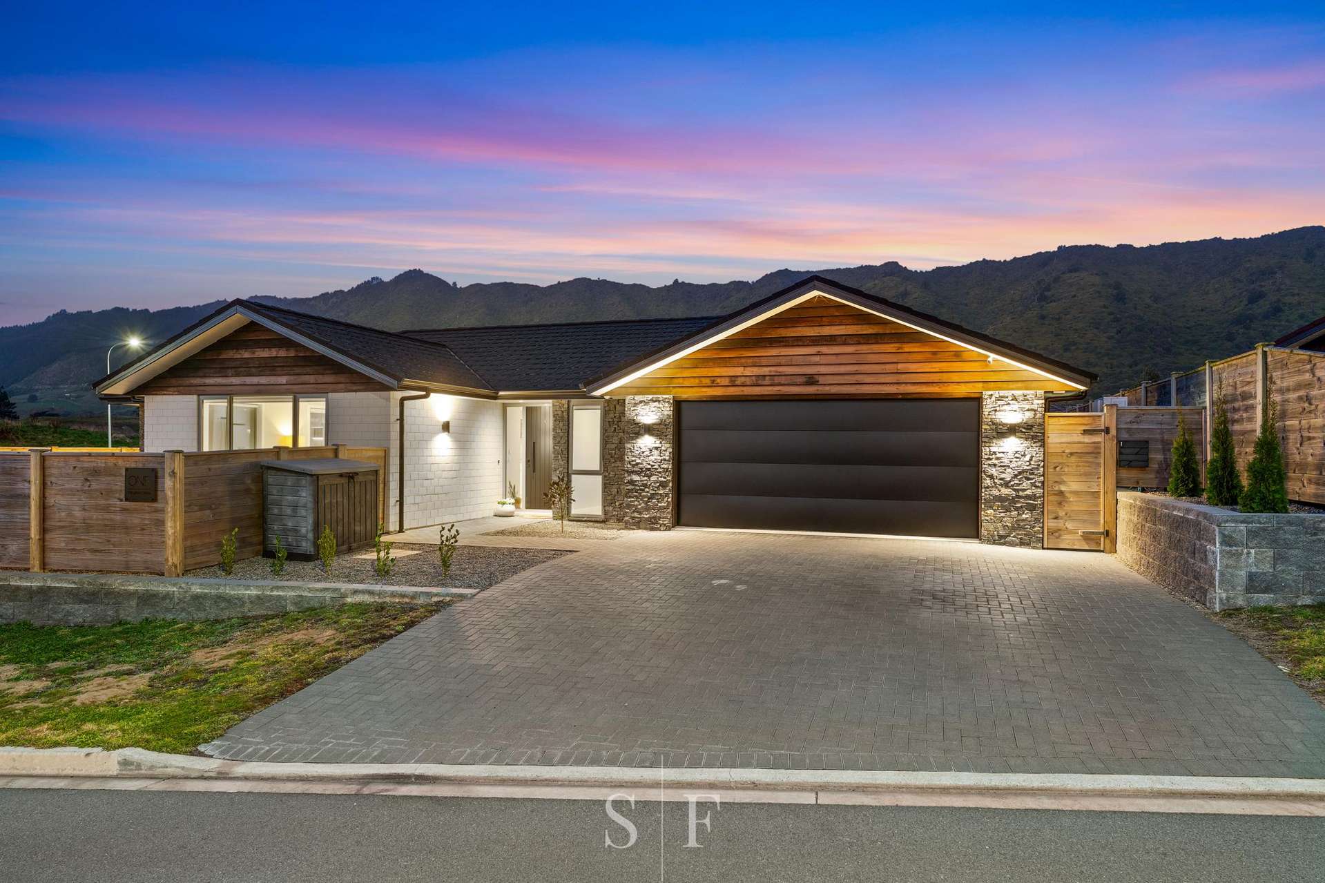 1 Pīhoihoi Close Waikanae_0