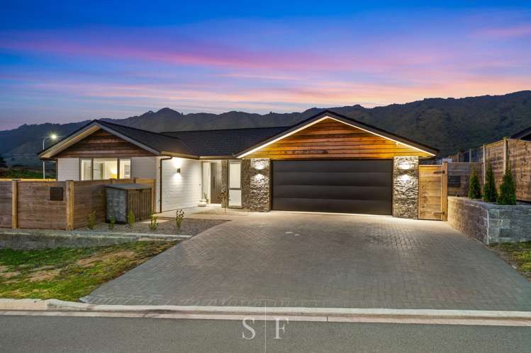 1 Pīhoihoi Close Waikanae_0
