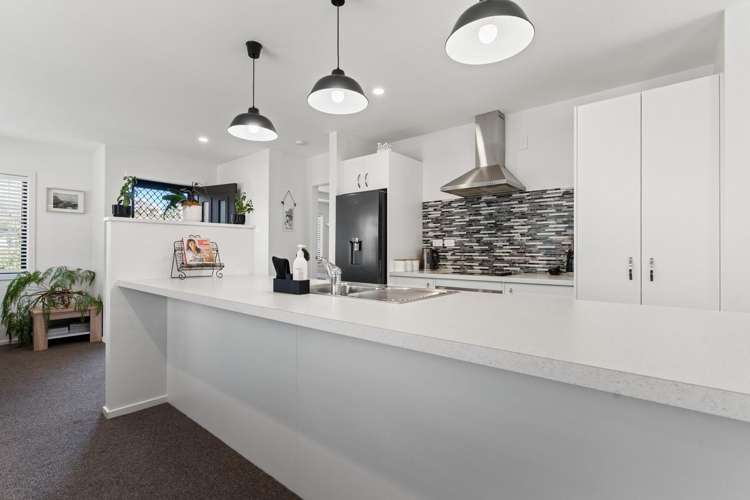 83 Ashmore Park Carterton_3