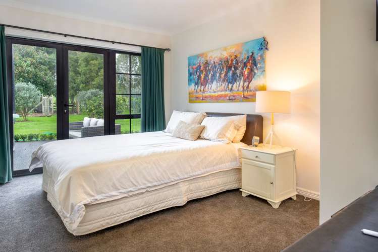 1027e Highway Pukekawa_15