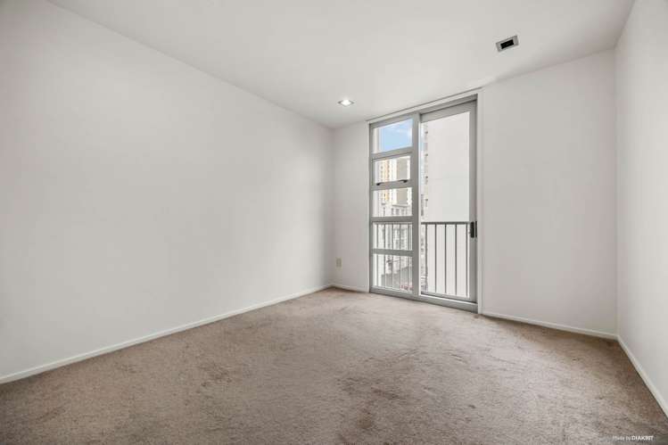 4B/34 Liverpool Street City Centre_10